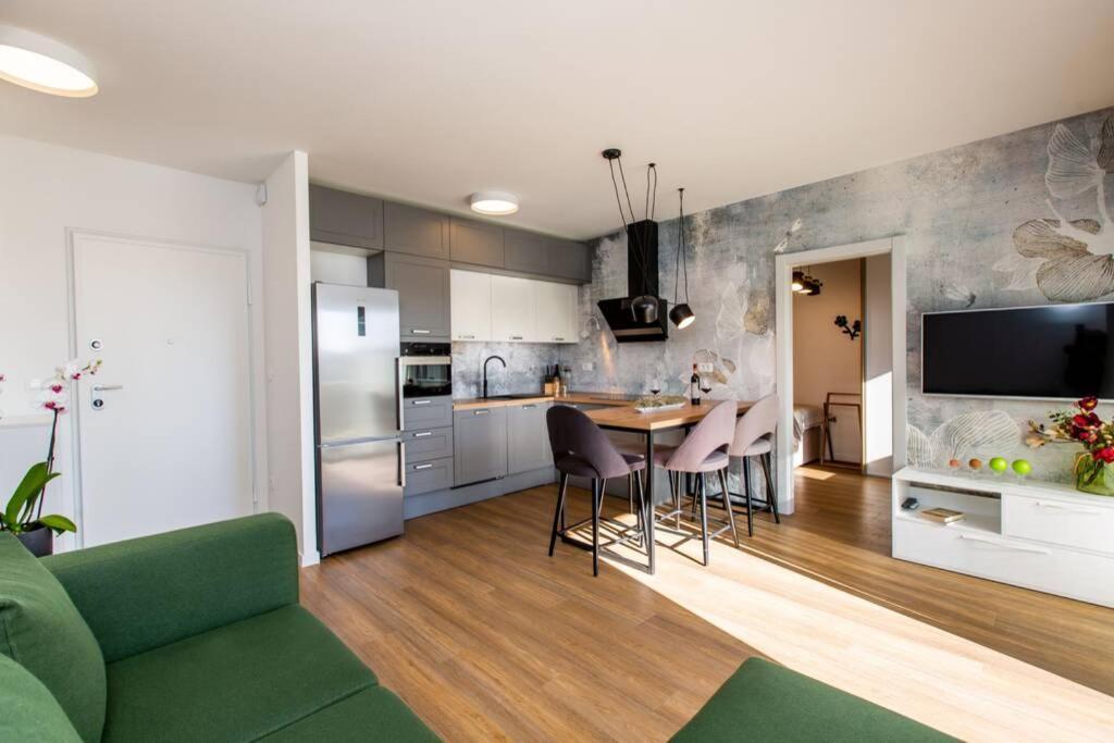 Ferienwohnung Apartman Anja, Apartman S Pogledom Trogir Exterior foto